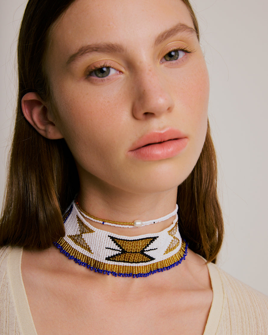 Ningi's White & Gold Showpiece